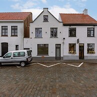 BE BRG Kerk 54 in Damme