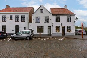 BE BRG Kerk 54 in Damme