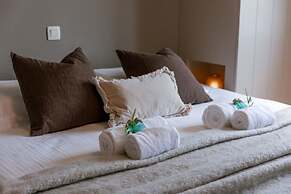 Bright Apartment With Parking Near the Beach