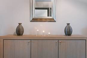 Bright Apartment With Parking Near the Beach