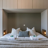 Bright Apartment With Parking Near the Beach