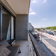 Bright Apartment With Parking Near the Beach