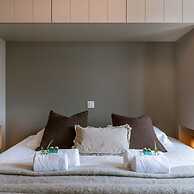 Bright Apartment With Parking Near the Beach