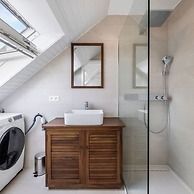 Spacious Duplex Apartment in the Center of Knokke