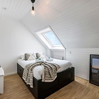 Spacious Duplex Apartment in the Center of Knokke