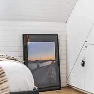 Spacious Duplex Apartment in the Center of Knokke