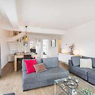 Spacious Duplex Apartment in the Center of Knokke