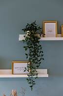 Modern Studio With Seaview and Parking