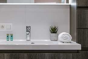 Bright Seaview Apartment in Oostende