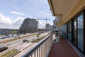 Bright Seaview Apartment in Oostende