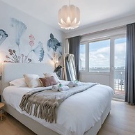 Bright Seaview Apartment in Oostende