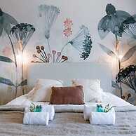 Bright Seaview Apartment in Oostende