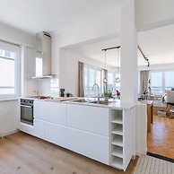 Frontal Seaview Apartment in Ostend