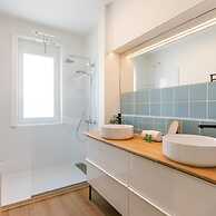 Frontal Seaview Apartment in Ostend