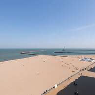 Frontal Seaview Apartment in Ostend