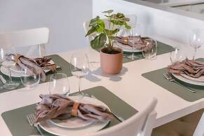 Bright Apartment With 2 Terraces Close to Beach