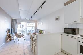 Bright Apartment With 2 Terraces Close to Beach