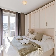 Bright Apartment With 2 Terraces Close to Beach