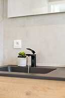 Spacious House With 3 Terraces