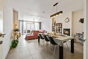 Spacious House With 3 Terraces