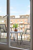 Spacious House With 3 Terraces