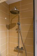 Lovely new Apartment Within the Historic Vives University Site in Oste