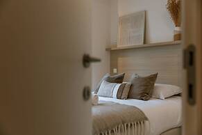 Lovely new Apartment Within the Historic Vives University Site in Oste