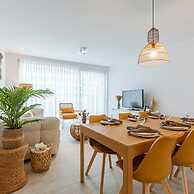 Lovely new Apartment Within the Historic Vives University Site in Oste