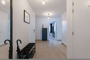 Charming Apartment Close to the Harbor