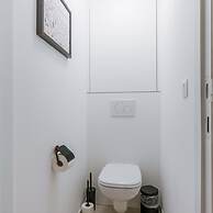 Charming Apartment Close to the Harbor