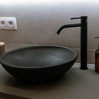 Charming Apartment Close to the Harbor