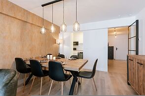 Charming Apartment Close to the Harbor