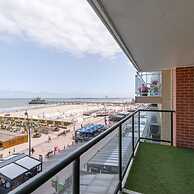Frontal Seaview Apartment in Blankenberge