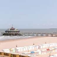 Frontal Seaview Apartment in Blankenberge