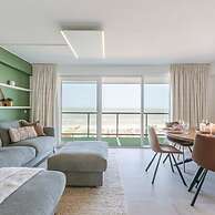 Frontal Seaview Apartment in Blankenberge