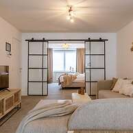 Cosy Bohemian Decorated Apartment With Terrace