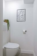 Cosy Bohemian Decorated Apartment With Terrace