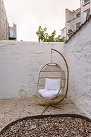 Cosy Bohemian Decorated Apartment With Terrace