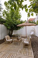 Cosy Bohemian Decorated Apartment With Terrace