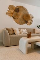 Cosy Bohemian Decorated Apartment With Terrace