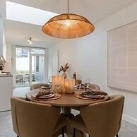 Cosy Bohemian Decorated Apartment With Terrace