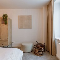 Cosy Bohemian Decorated Apartment With Terrace