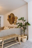 Cosy Bohemian Decorated Apartment With Terrace