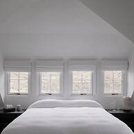 Laggan Cottage - Charming Home Along River Gairn