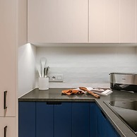 Spacious Apartment With Parking on Prime Location