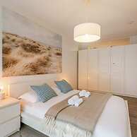 Charming and Cozy Apartment With sea View