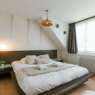 Spacious Vacation Home for 12 Guests in Westende