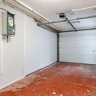 Spacious Vacation Home for 12 Guests in Westende