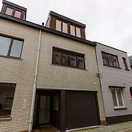 Spacious Vacation Home for 12 Guests in Westende