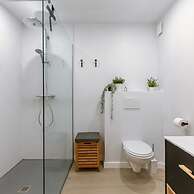 Spacious Vacation Home for 12 Guests in Westende